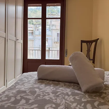 Casa 4 Cannoli Collesano